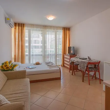 Apartment Chateau Del Mar Slantschew brjag