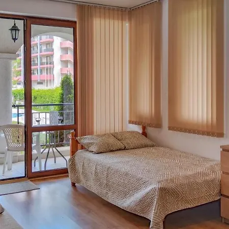 Chateau Del Mar Apartment Slantschew brjag