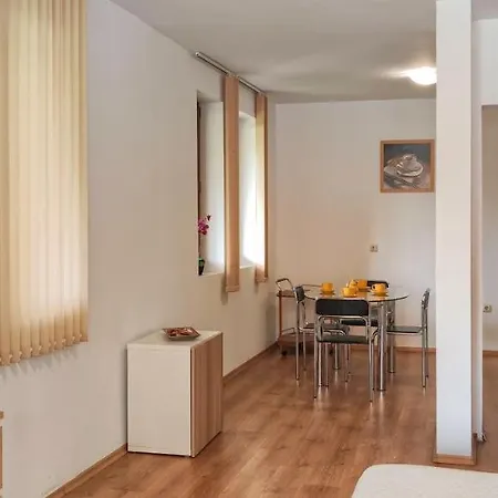 Apartment Chateau Del Mar *