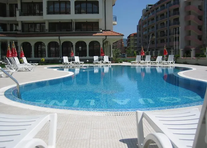 Chateau Del Mar *