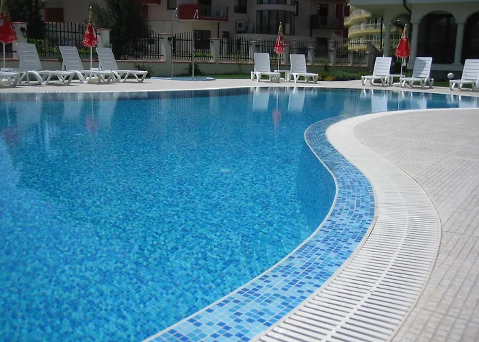 Chateau Del Mar *