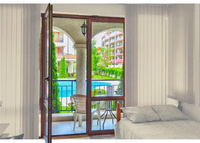Chateau Del Mar