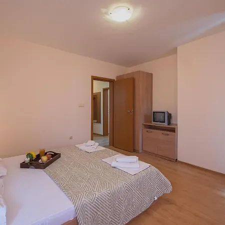 Chateau Del Mar Lägenhet Slăntjev Brjag