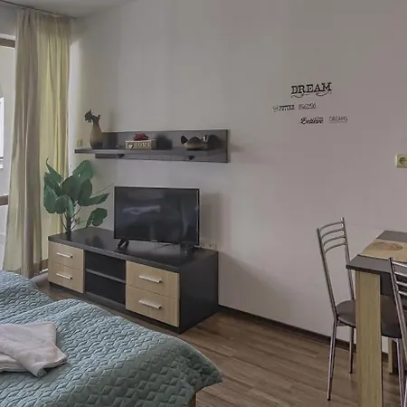 Chateau Del Mar Appartement *