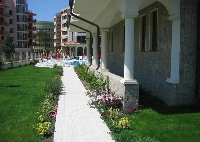 Chateau Del Mar Napospart