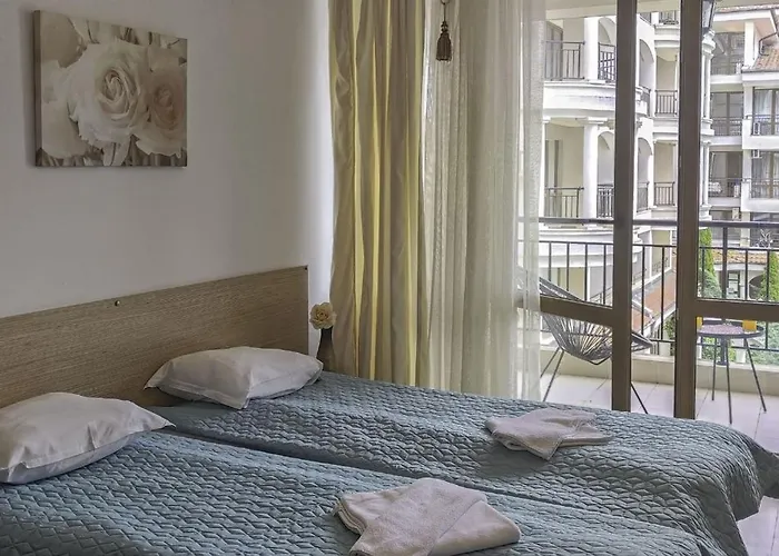 Chateau Del Mar Apartman Napospart