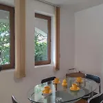 Chateau Del Mar Apartment